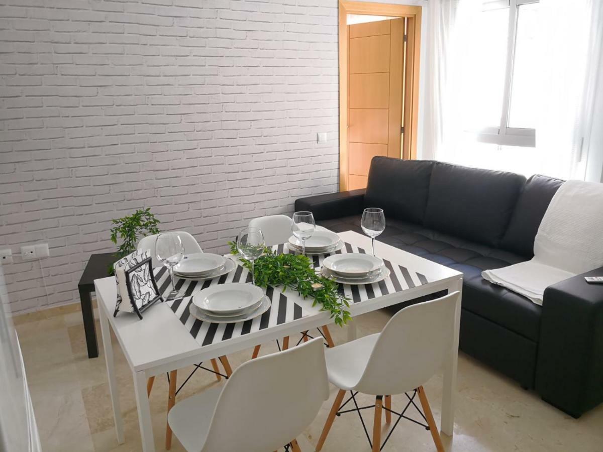 Apartamento La Victoria Málaga Kültér fotó