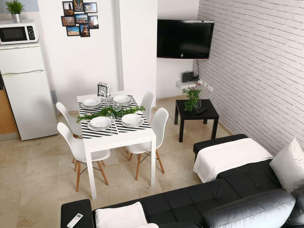 Apartamento La Victoria Málaga Kültér fotó
