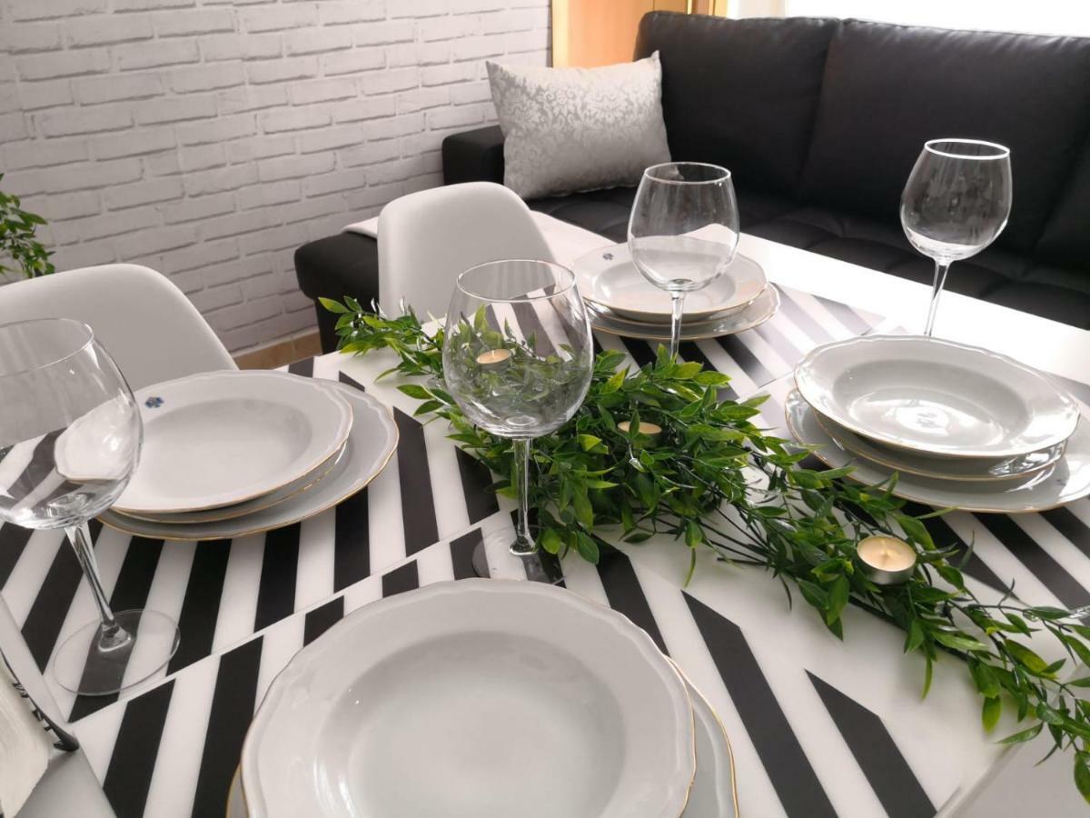 Apartamento La Victoria Málaga Kültér fotó